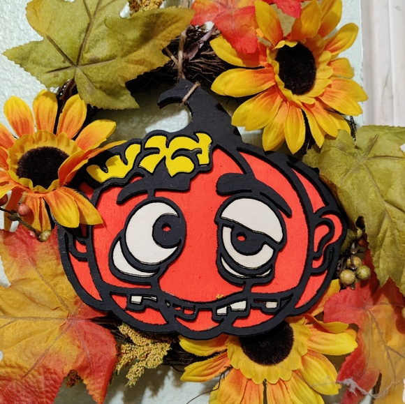 Jackson zombie pumpkin wreath - Picture 5 of 8